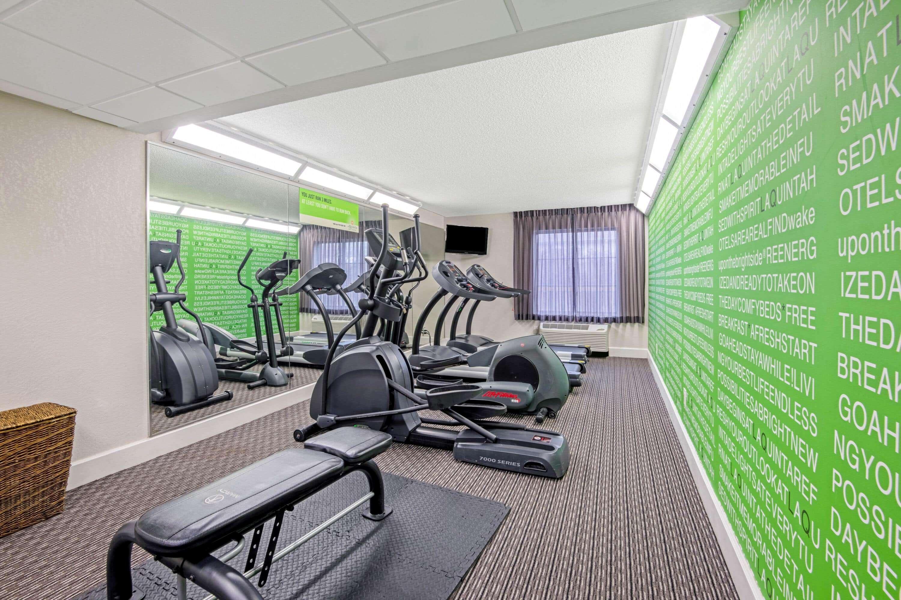La Quinta By Wyndham San Antonio Airport Hotel Екстериор снимка
