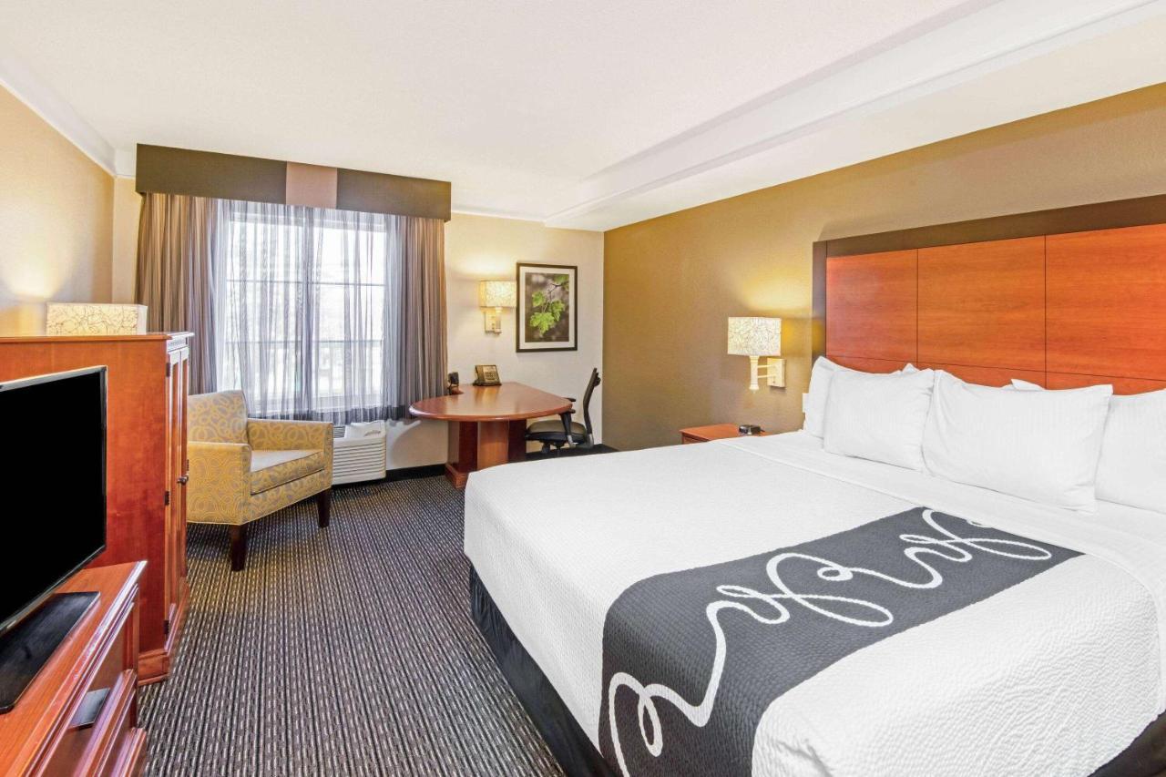 La Quinta By Wyndham San Antonio Airport Hotel Екстериор снимка