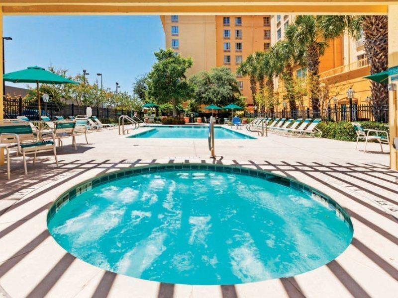 La Quinta By Wyndham San Antonio Airport Hotel Екстериор снимка